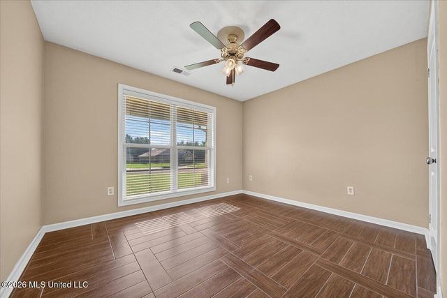 7744 Woodridge Drive, Southaven, MS 38672