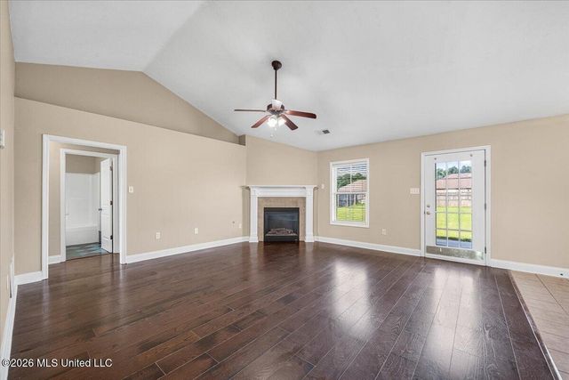 7744 Woodridge Drive, Southaven, MS 38672