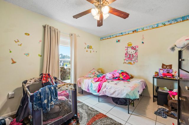 179 Decordre Road SE, Palm Bay, FL 32909