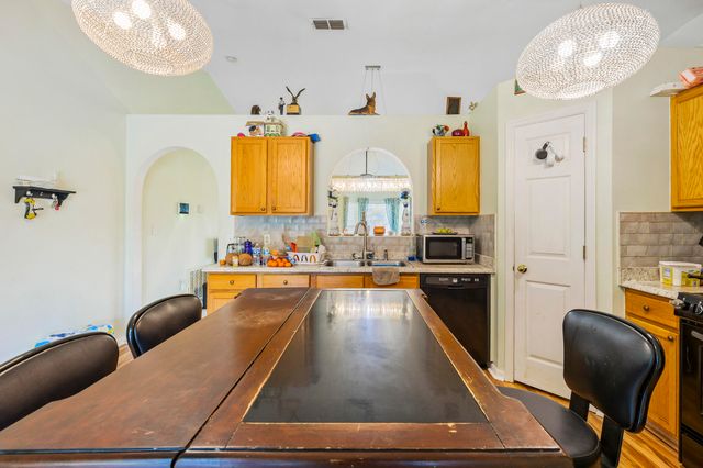 179 Decordre Road SE, Palm Bay, FL 32909