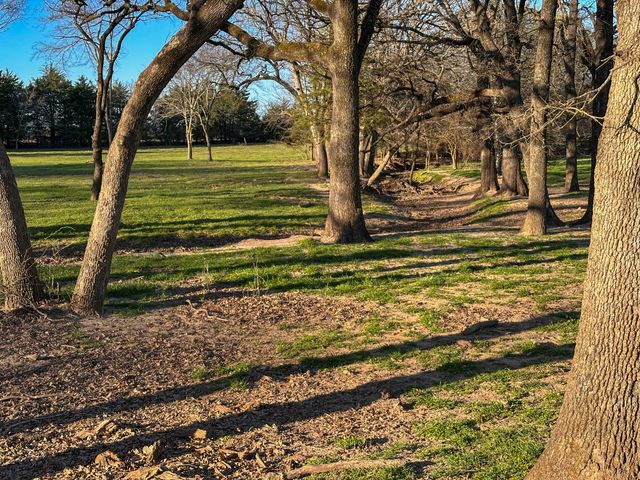 000 CR-2245, Ivanhoe, TX 75447