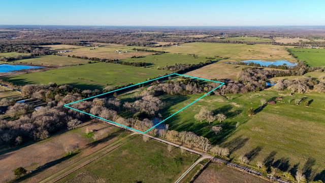 000 CR-2245, Ivanhoe, TX 75447