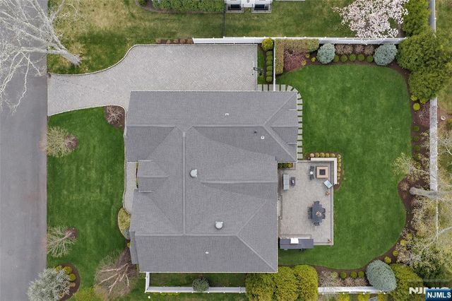 15 Eric Place, Demarest, NJ 07627