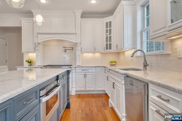 15 Eric Place, Demarest, NJ 07627