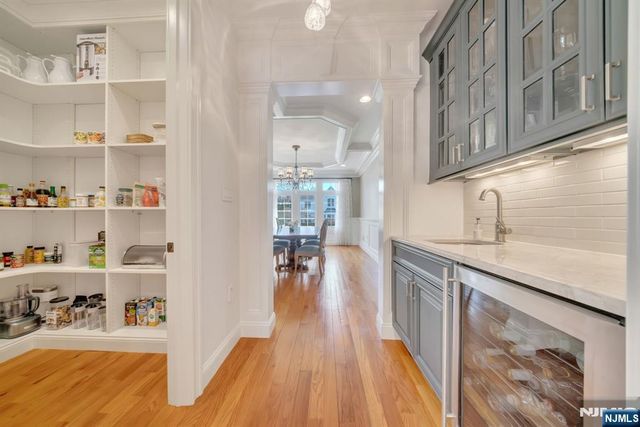 15 Eric Place, Demarest, NJ 07627