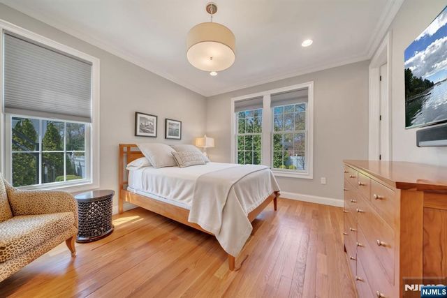 15 Eric Place, Demarest, NJ 07627