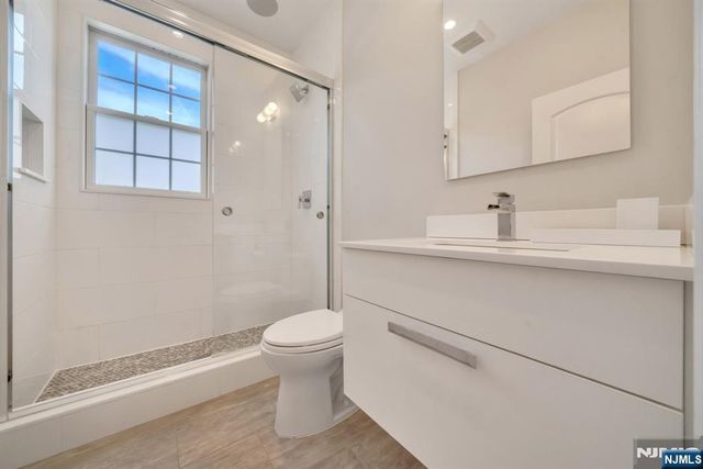 15 Eric Place, Demarest, NJ 07627