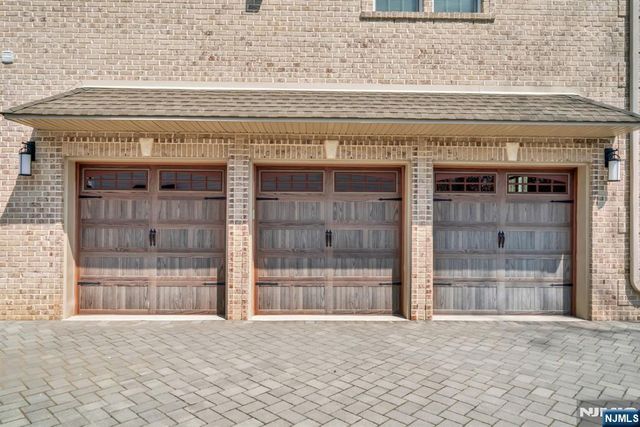 15 Eric Place, Demarest, NJ 07627