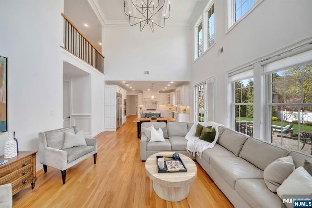 15 Eric Place, Demarest, NJ 07627