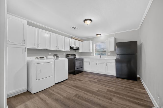 425 San Blas, San Antonio, TX 78214