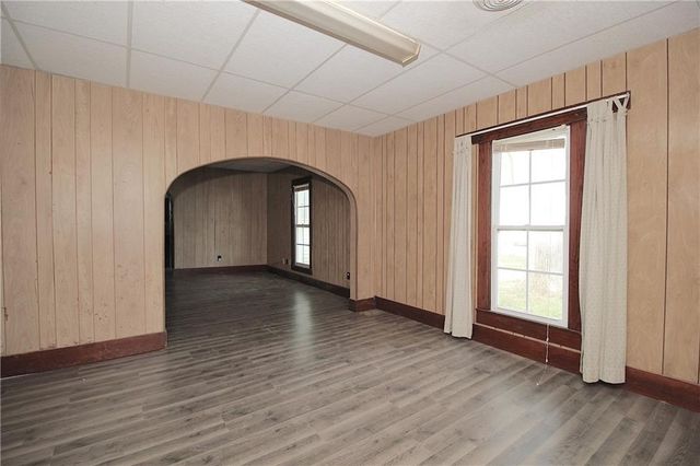 102 Garrison Avenue, Westphalia, KS 66093