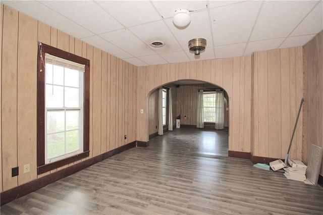 102 Garrison Avenue, Westphalia, KS 66093