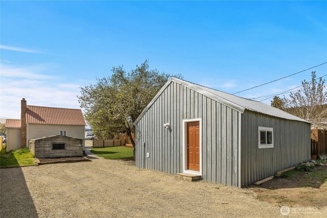 108 Yakima Avenue, Cle Elum, WA 98922