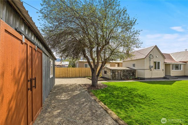 108 Yakima Avenue, Cle Elum, WA 98922