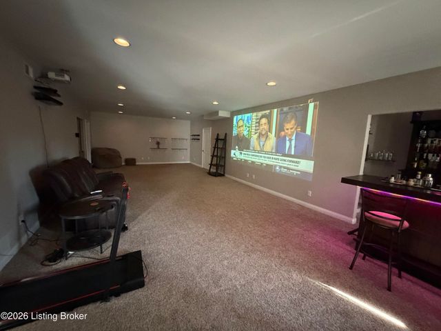 120 Lillian Ct, Shepherdsville, KY 40165