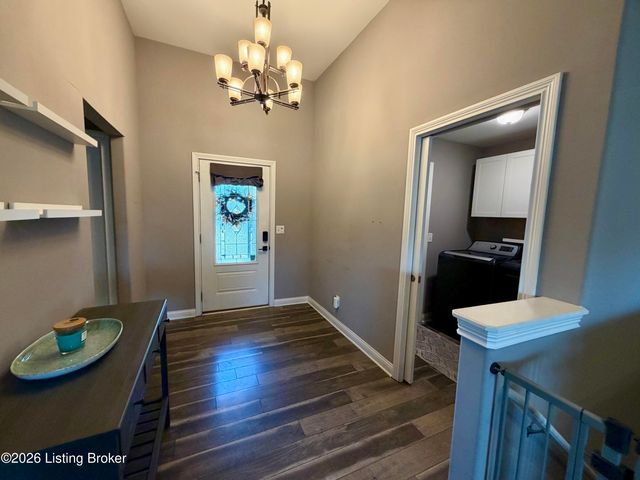 120 Lillian Ct, Shepherdsville, KY 40165