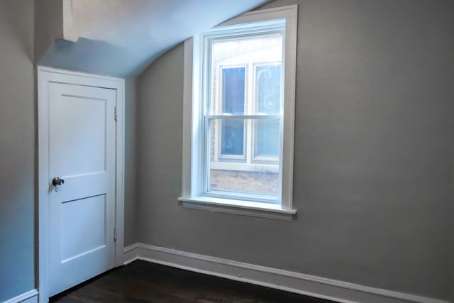 6633 S Campbell Avenue 1, Chicago, IL 60629