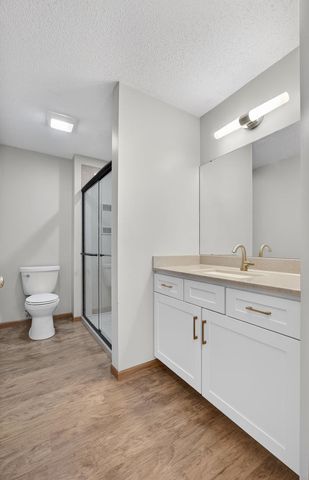 4165 Mallard Court 12, Bettendorf, IA 52772