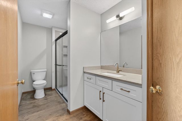 4165 Mallard Court 12, Bettendorf, IA 52772