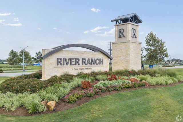 115 Sabinal Lane, Dayton, TX 77535