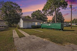 307 E Lloyd St., Mullins, SC 29574