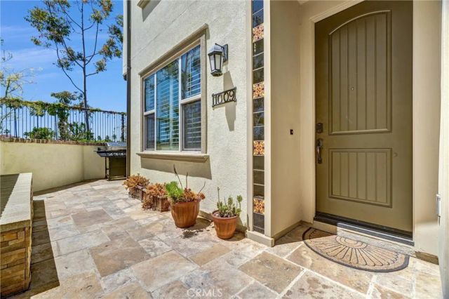 1009 El Paseo, Lake Forest, CA 92610