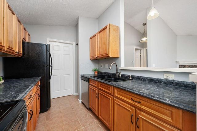 6823 Meadow Creek Drive, 309, Columbus, OH 43235