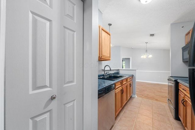 6823 Meadow Creek Drive, 309, Columbus, OH 43235