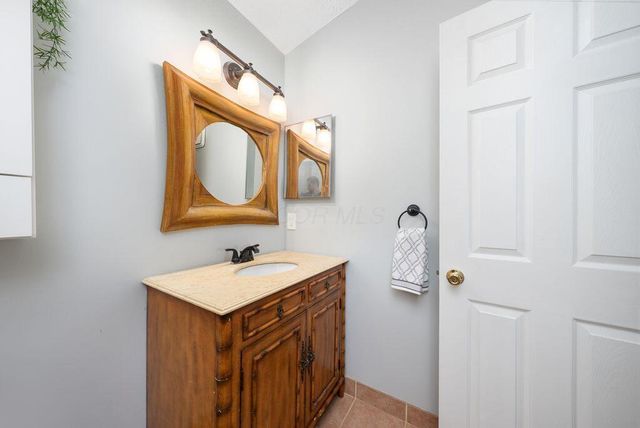 6823 Meadow Creek Drive, 309, Columbus, OH 43235