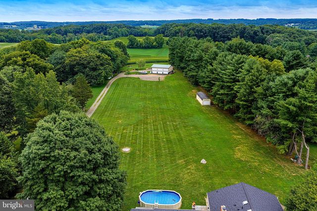 2625 BRADENBAUGH RD, White Hall, MD 21161