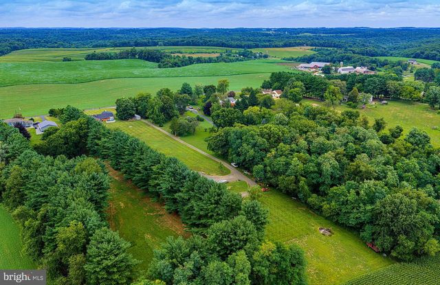 2625 BRADENBAUGH RD, White Hall, MD 21161