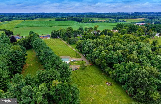 2625 BRADENBAUGH RD, White Hall, MD 21161