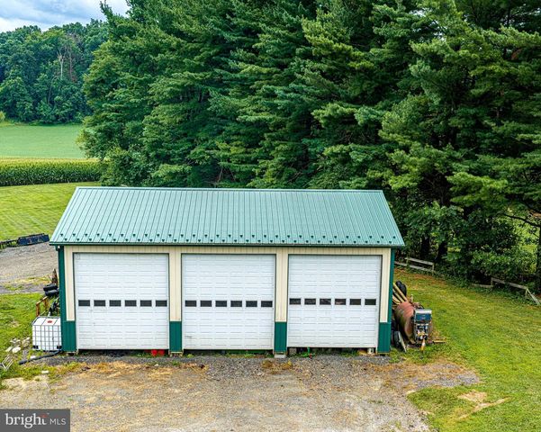 2625 BRADENBAUGH RD, White Hall, MD 21161