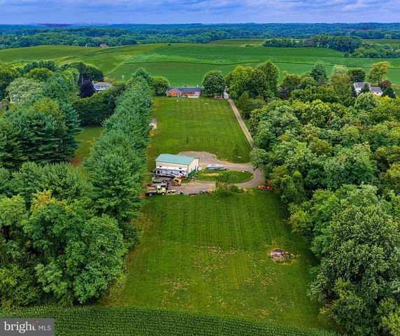 2625 BRADENBAUGH RD, White Hall, MD 21161