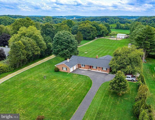 2625 BRADENBAUGH RD, White Hall, MD 21161