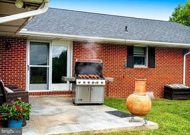 2625 BRADENBAUGH RD, White Hall, MD 21161