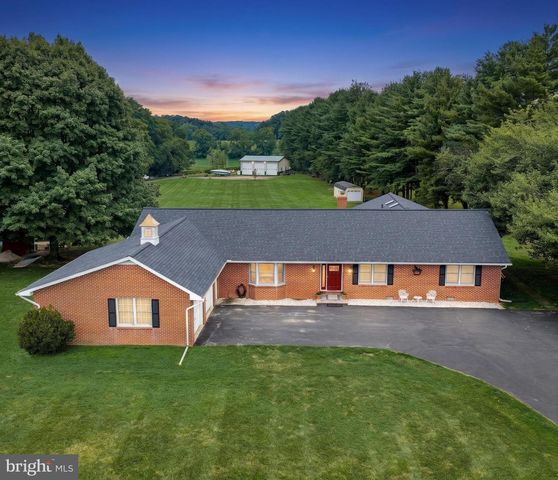 2625 BRADENBAUGH RD, White Hall, MD 21161