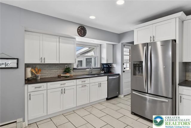 1933 Johnston Drive, Bethlehem City, PA 18017