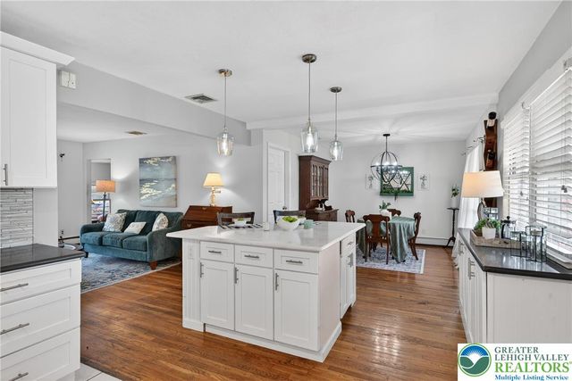 1933 Johnston Drive, Bethlehem City, PA 18017