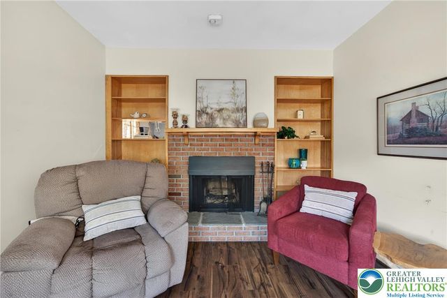 1933 Johnston Drive, Bethlehem City, PA 18017