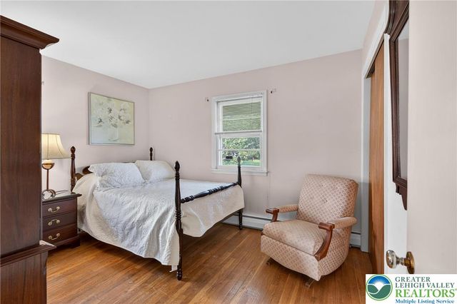 1933 Johnston Drive, Bethlehem City, PA 18017