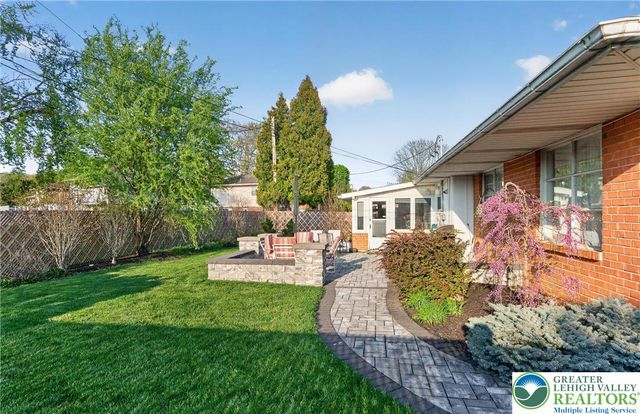 1933 Johnston Drive, Bethlehem City, PA 18017