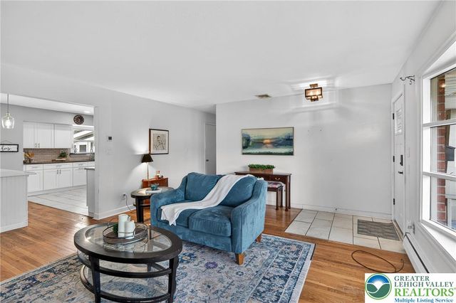 1933 Johnston Drive, Bethlehem City, PA 18017