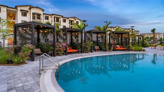 9030 SW 158th Ave 8-209, Miami, FL 33196