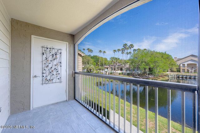 19 ARBOR CLUB Drive 211, Ponte Vedra Beach, FL 32082