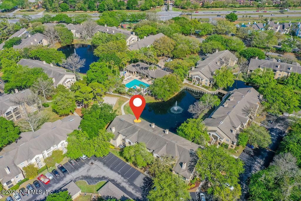 19 ARBOR CLUB Drive 211, Ponte Vedra Beach, FL 32082