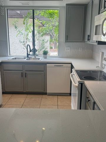 2674 San Martin Court, Las Vegas, NV 89121