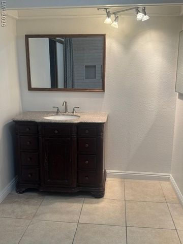 2674 San Martin Court, Las Vegas, NV 89121