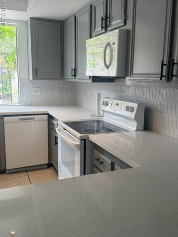 2674 San Martin Court, Las Vegas, NV 89121