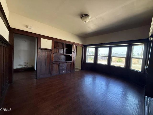 1239 S C Street, Oxnard, CA 93033